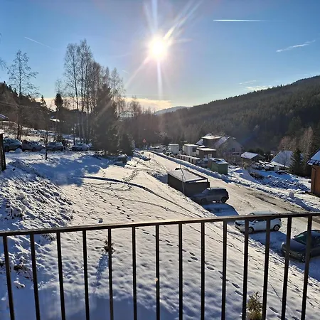 Apartman U Mamuta Dolni Morava Exterior photo